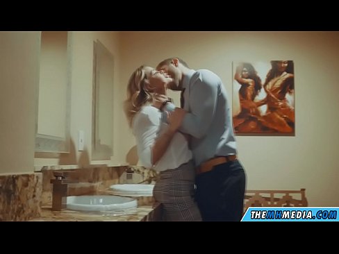 ❤️ Cum busty flava seducit in latrinae publicae Fucking  at la.bestsexporno.ru